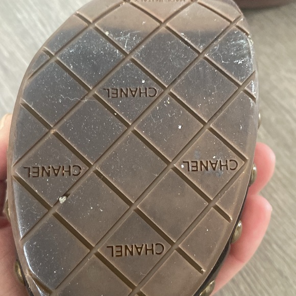 Chanel dark brown leather clog mules - Picture 3 of 7